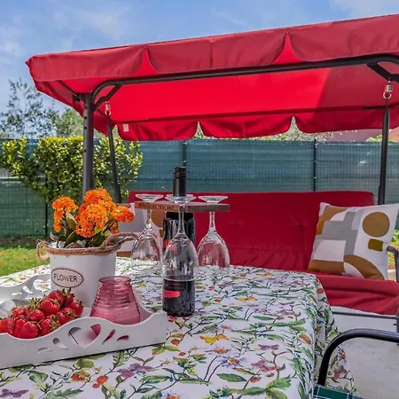 2 Bedroom Gorgeous In *